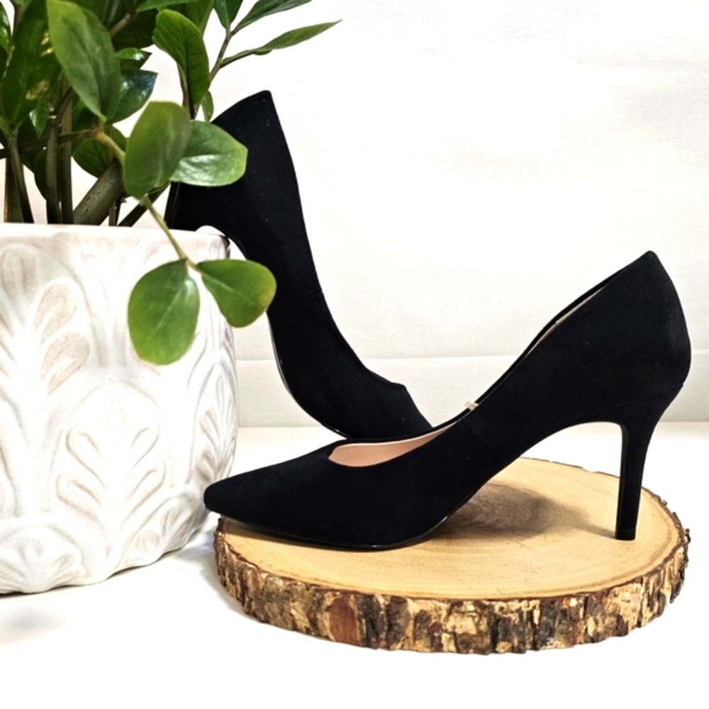 H&M Black Suede Pointed Toe Heels 6.5